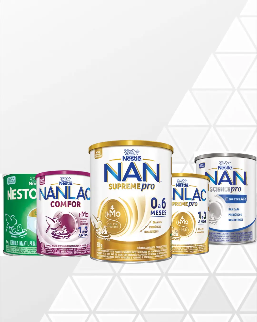 Latas de fórmulas infantis da nestle